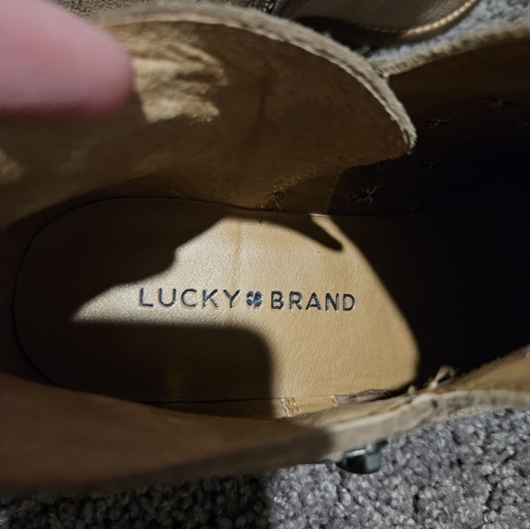 Lucky Brand Tan Suede Ankle Boots Size 9 - Picture 7 of 7